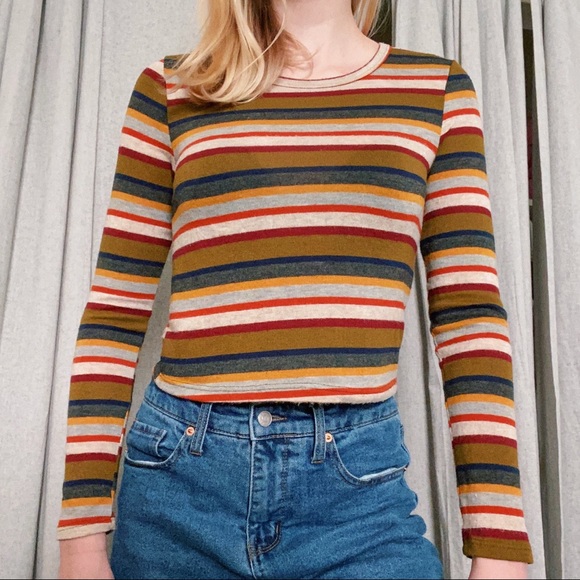 🍃Caution to the Wind long sleeve top🍃 - Picture 3 of 3